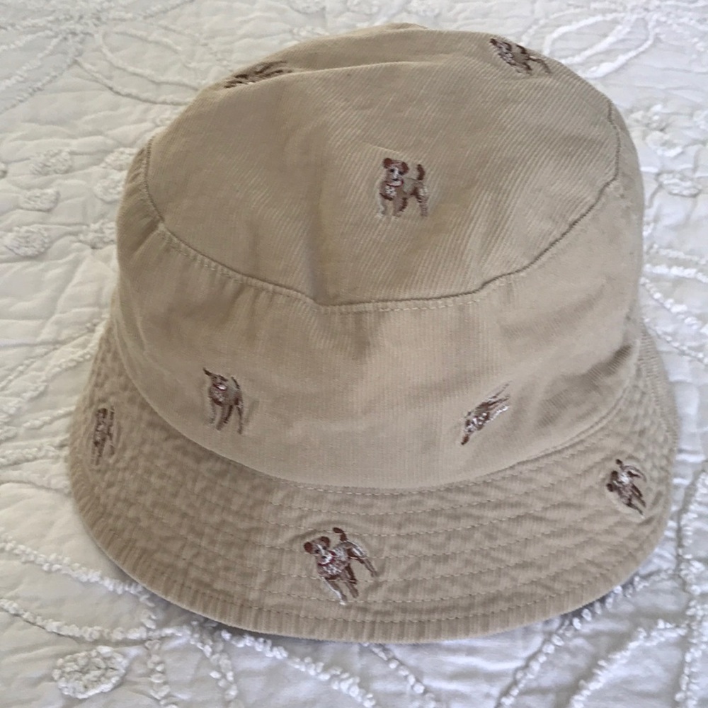 ⬇️ $24 Lands’ End Bucket Hat w embroidered puppies